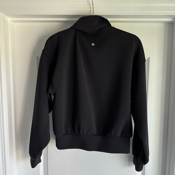 Lululemon Runner Pullover - Picture 4 of 5